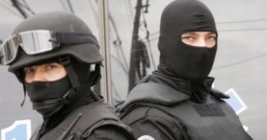 Stire din Eveniment : DESCINDERI în forță în centrul Constanței