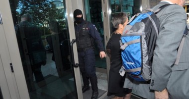 Stire din Eveniment : Primele ARESTĂRI în dosarul ȘPĂGII de la UMC