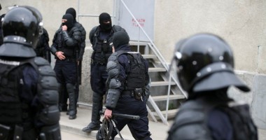 Stire din Eveniment : Percheziții la această oră la domiciliile unor oameni de afaceri