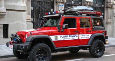 Stire din Eveniment : Autospecială de 65.000 de euro pentru investigarea dezastrelor din țara noastră