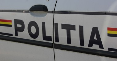 Stire din Eveniment : Au fost prinși hoții care au jefuit Poșta Poarta Albă