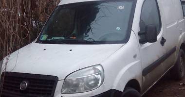 Stire din Eveniment : Mașină furată din Italia, trasă pe dreapta  la frontieră