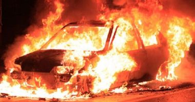 Stire din Eveniment : Incendiu la Năvodari. Un autoturism a fost cuprins de flăcări