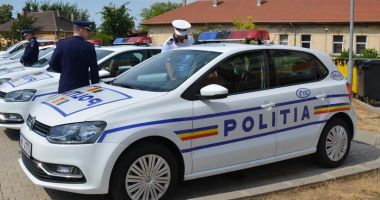 Stire din Eveniment : MAI: Intervenţii la mii de evenimente în ultimele 24 de ore; 168 de sancţiuni pentru lipsa autorizaţiei de securitate la incendiu