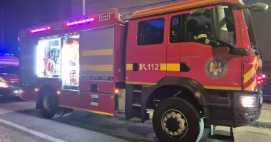 Stire din Eveniment : Alertă la Hârșova! Incendiu izbucnit la coșul de fum al unei locuințe de pe strada Ana Ipătescu