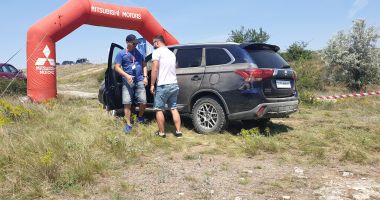 Mașinile Mitsubishi, excepționale, chiar și în condiții de off- road - 5