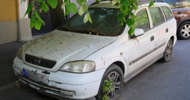 Stire din Politică-Administrație : Administrația locală, cu ochii pe vehiculele lăsate în paragină pe străzile Constanței