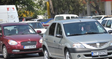 Stire din Social : Șoferi, evitați strada Baba Novac! Iată de ce se circulă cu mare greutate!