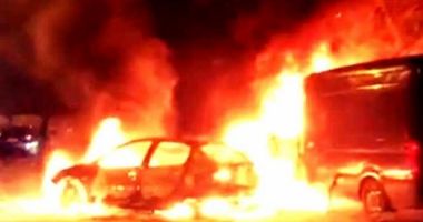 Incendiu puternic! Cinci mașini cuprinse de flăcări