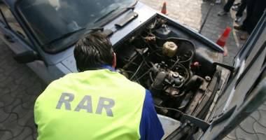 Stire din Eveniment : Mii de autovehicule cu defecțiuni majore la frâne, depistate în 2014