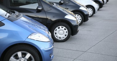 Stire din Eveniment : Cercetați pentru înșelăciuni cu mașini luate în leasing