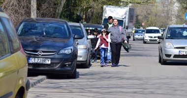 Cum vrea Primăria Constanța să rezolve problema locurilor de parcare