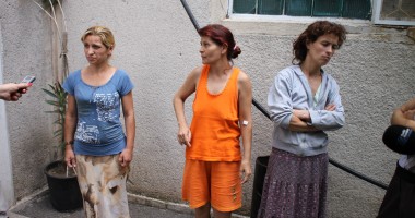 Hoți cu caș la gură, din cartierul Henri Coandă, au spart zeci de mașini - 3