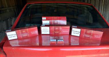 Descinderi în forță la Constanța: limuzine, zeci de mii de euro și țigări de contrabandă confiscate - 2