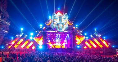 Stire din Cultură-Educație : Festivalul MASSIF, un succes chiar de la prima ediție. Peste 38.000 de participanți în cele trei zile de festival