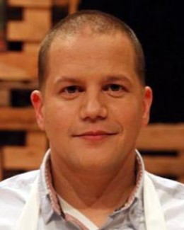 Stire din Monden : Concurent la Masterchef, bogat din inginerii imobiliare