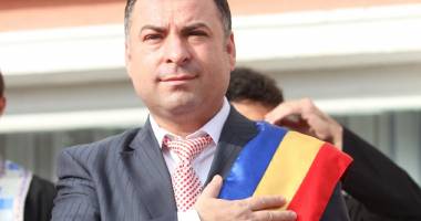Stire din Politică-Administrație : Ce surpriză a pregătit primarul Nicolae Matei pentru nevoiași