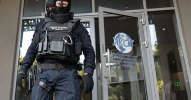 Stire din Eveniment : Un bărbat a stocat peste 950 de materiale pornografice cu minori. Una dintre victime are doar patru ani
