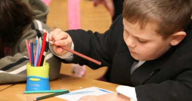 Stire din Cultură-Educație : Iată care sunt "minunile" din noile programe școlare