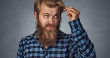 Stire din Sănătate : Mătreaţa nu este contagioasă şi nu vă pune viaţa în pericol