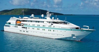 Stire din Economie : Nava de croazieră "Tere Moana" a adus 90 de americani la Constanța