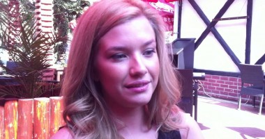 Stire din Monden : Amanta lui Mutu rupe tăcerea: "Locuim împreună"