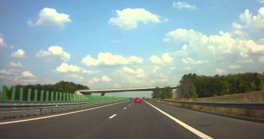 Stire din Eveniment : ATENȚIE, ȘOFERI! LUCRĂRI DE ASFALTARE PE AUTOSTRADA SOARELUI