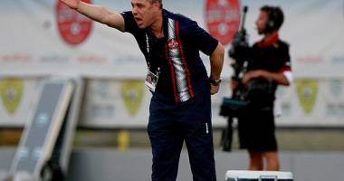Stire din Sport : Reacții acide, după egalul cu Viitorul Constanța