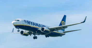 Ce viteză avea avionul Ryanair în momentul în care un pasager a fost tras prin hublou