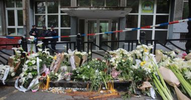 Stire din Actualitate : O elevă rănită în atacul armat dintr-o şcoală din Belgrad a murit la spital