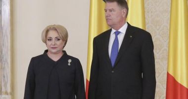 Stire din Politică-Administrație : Viorica Dăncilă: "Așteptăm motivarea președintelui pentru respingerea miniștrilor"