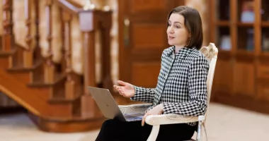 Stire din Actualitate : Maia Sandu, despre o posibilă candidatură la Președinția României: „Pot contribui la dezvoltarea acestei țări”
