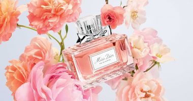 Stire din Actualitate : Legendarul parfum Miss Dior, lansat intr-o versiune mai florală