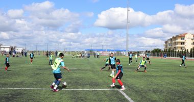 Galerie FOTO / Juniorii comunei Cumpăna și-au adjudecat trofeul „Cupa Satelor - Euroregiunea Sud-Est”, la fotbal - 3