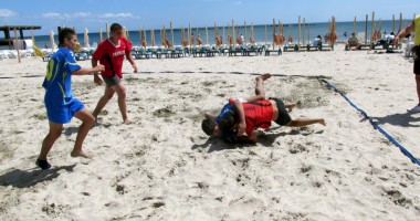 Galerie FOTO. Cine sunt laureații Turneului Oval 5 Beach Rugby România - 7