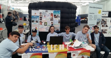 Elevi ai Liceului Internațional,  medaliați cu aur  la First Lego League - 4