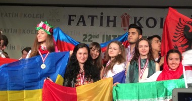 Stire din Cultură-Educație : Medalie de argint pentru Liceul "Ovidius"