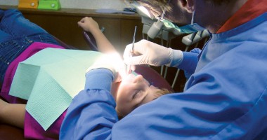 Stire din Sănătate : Cursuri gratuite pentru personalul medical dentar din Constanța