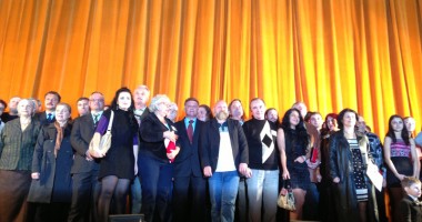 Stire din Cultură-Educație : Cine a urcat pe scena Festivalului "Tanța și Costel"