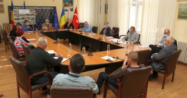 Stire din Politică-Administrație : Consilierii din Medgidia, convocați  în ședință. Trei proiecte pe ordinea de zi