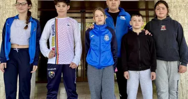 Stire din Sport : Micuții luptători de la CS Medgidia, salbă de medalii