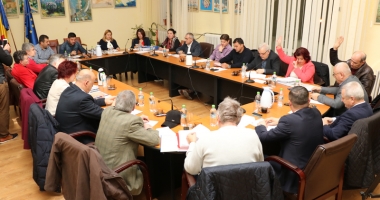 Consiliul Local din Medgidia, aviz pozitiv pentru reabilitarea unor instituții de învățământ