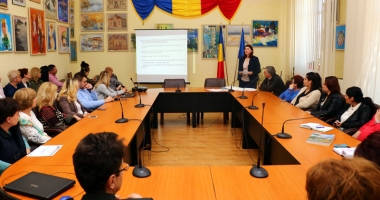 Stire din Politică-Administrație : Viceprimarul Luminița Vlădescu a dezbătut bugetul localității cu cetățenii din Medgidia