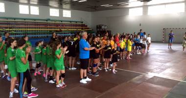 Medgidia, câștigătoarea "Cupei lunii iulie" la handbal feminin - 3