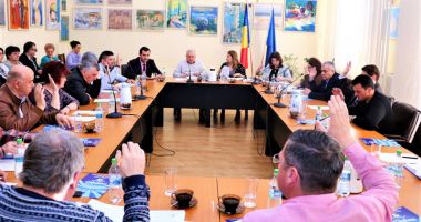 Stire din Politică-Administrație : Consilierii de la Medgidia, vot favorabil pentru înființarea unui centru de zi