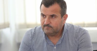 Stire din Politică-Administrație : Primăria Medgidia a început distribuirea abonamentelor de călătorie gratuite