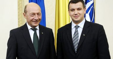 Stire din Politică-Administrație : Traian Băsescu, președinte de onoare al PMP: "Nu este o funcție, este un titlu"