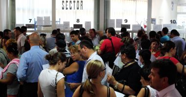 Stire din Social : Personalul caselor teritoriale de pensii va fi suplimentat cu 1.000 posturi