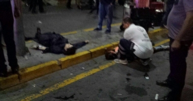EXPLOZII PUTERNICE PE AEROPORTUL DIN ISTANBUL. BILANȚUL a crescut la 41 de morți și 239 de răniți. Atacatorii s-au aruncat în aer / Foto și Video de la fața locului - 5