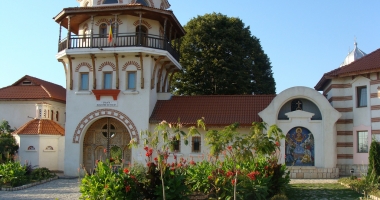 Stire din Social : Eveniment important la Constanța. Biserica Ortodoxă cinstește Înălțarea Sfintei Cruci
